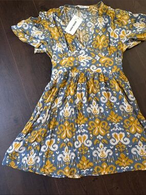 Color Block Girls Yellow & Gray Ikat V-Neck Dress